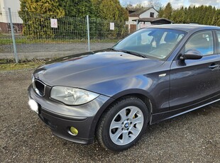 BMW SERIA 1 I (E81/E82/E87/E88) Benzyna 4 drzwi