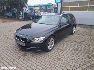 BMW Seria 3 320d Touring Sport-Aut Sport Line