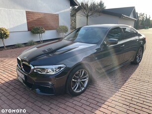 BMW Seria 5 520d Efficient Dynamics M Sport sport