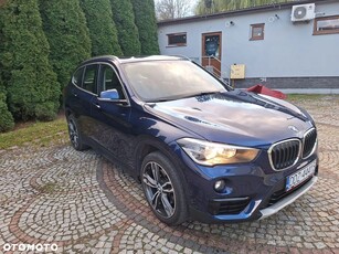 BMW X1 xDrive20i Advantage sport