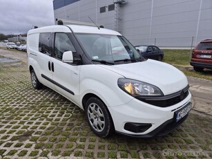 FIAT DOBLO mini-van