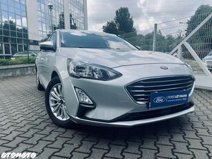 Ford Focus 1.0 EcoBoost Hybrid TITANIUM