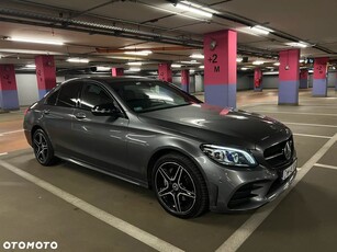 Mercedes-Benz Klasa C 220 d 4MATIC 9G-TRONIC