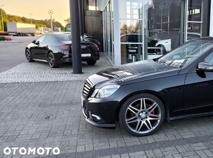 Mercedes-Benz Klasa E 300 CDI BlueEff Avantgarde