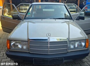 Mercedes-Benz W201 (190)