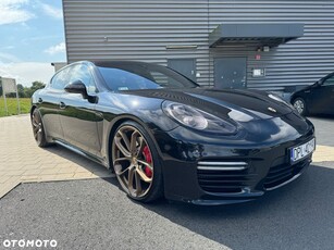 Porsche Panamera Turbo