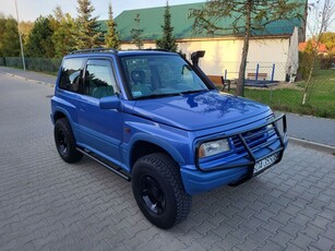 Suzuki Vitara 1.6 benz