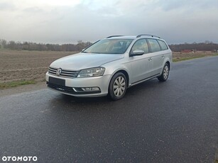 Volkswagen Passat 1.6 TDI DPF BlueMot Comfortline