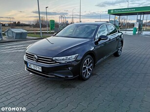 Volkswagen Passat 2.0 TSI Elegance DSG