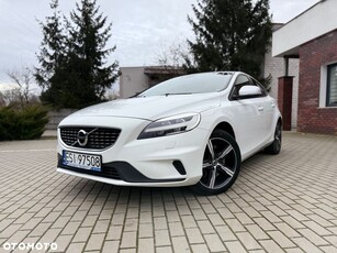 Volvo V40 D2 Drive-E R-Design Momentum