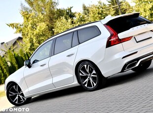 Volvo V60 T5 R-Design