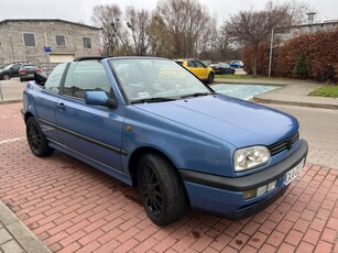 Vw golf 3 cabrio mały przebieg zdrowy sprawny zadbany