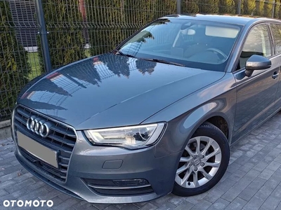 Audi A3 1.6 TDI DPF Attraction