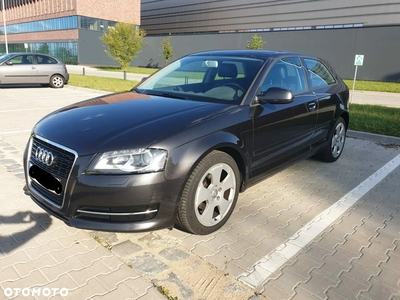 Audi A3 1.6 TDI DPF Attraction