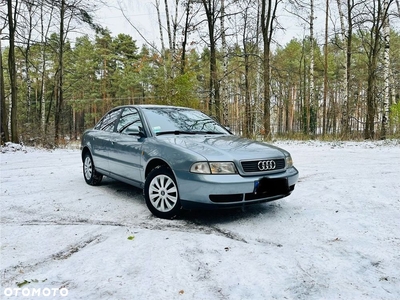 Audi A4 1.6