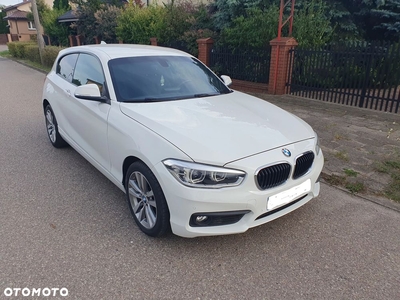 BMW Seria 1 116i Sport Line