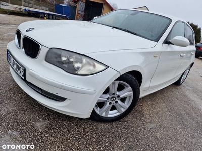 BMW Seria 1 120d DPF Edition Sport