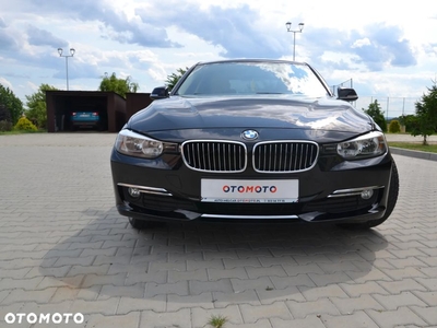 BMW Seria 3 316d DPF Edition Exclusive