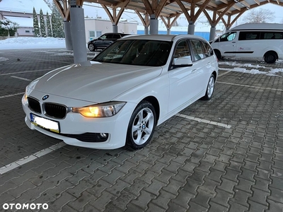 BMW Seria 3 316d Luxury Line