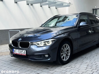 BMW Seria 3 318d Advantage