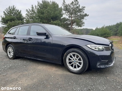 BMW Seria 3 318d