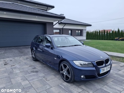 BMW Seria 3 318d DPF Touring Edition Exclusive