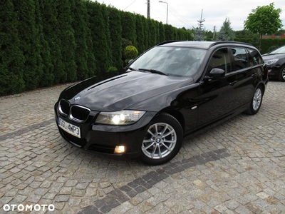 BMW Seria 3 318d DPF Touring Edition Exclusive