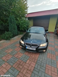 BMW Seria 3 318d DPF Touring Edition Sport