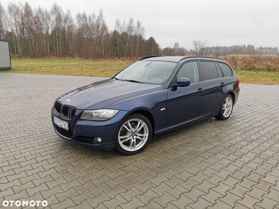 BMW Seria 3 318d Touring Blue Performance Sport Line