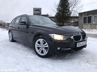 BMW Seria 3 318d Touring Sport Line