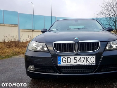 BMW Seria 3 318i