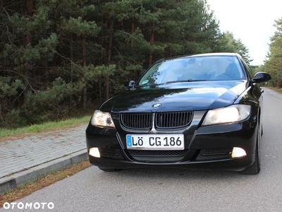 BMW Seria 3 318i