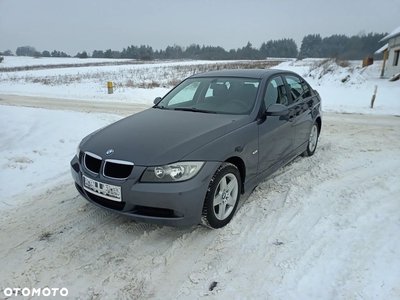 BMW Seria 3 318i