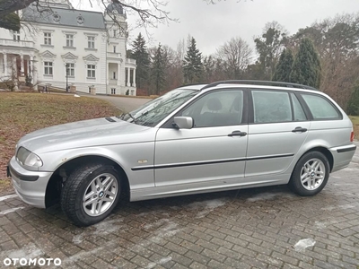 BMW Seria 3 318i