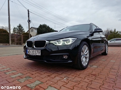 BMW Seria 3 318i Advantage