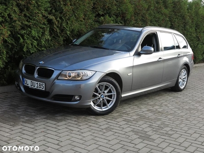 BMW Seria 3 318i Touring Edition Sport