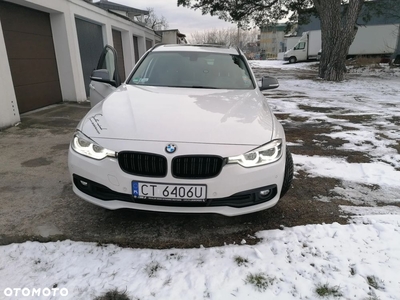 BMW Seria 3 320d Sport Line