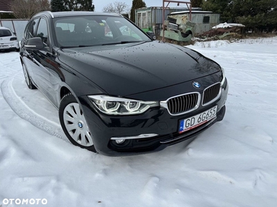 BMW Seria 3 320d Touring Efficient Dynamics Edition Luxury Line