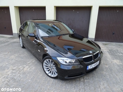 BMW Seria 3 320i