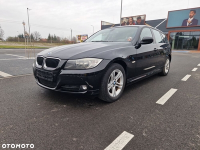 BMW Seria 3 320i