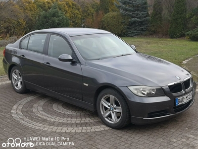 BMW Seria 3 320i