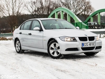 BMW Seria 3 320i