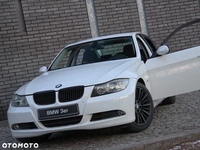 BMW Seria 3 320i