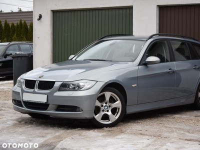 BMW Seria 3 320i