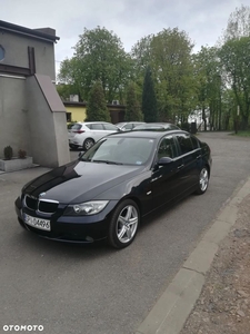 BMW Seria 3 320i