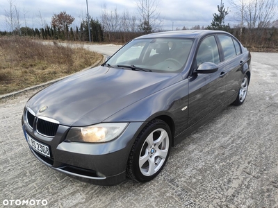 BMW Seria 3 320i