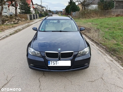 BMW Seria 3 320i