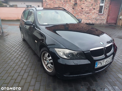 BMW Seria 3 320i