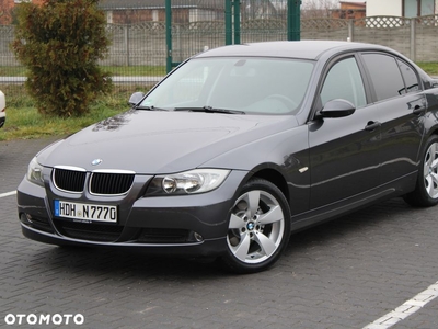 BMW Seria 3 320i