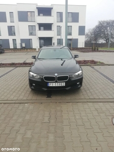 BMW Seria 3 320i xDrive